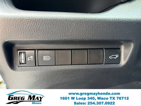 Used 2022 Toyota RAV4 XLE w/ Convenience Package FWD image 26