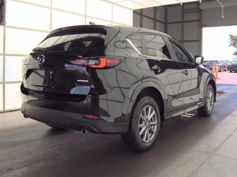 Used 2025 MAZDA CX-5 AWD 2.5 S w/ Preferred Package image 2