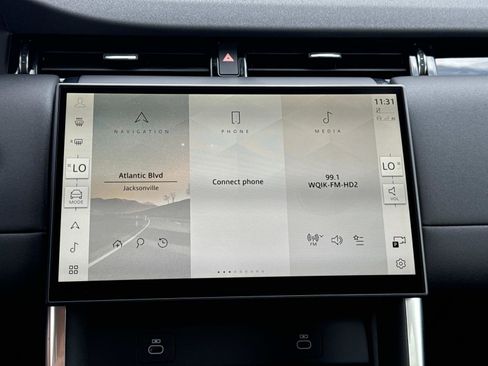 Certified 2025 Land Rover Discovery Sport S image 23