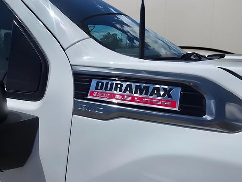 Used 2021 GMC Sierra 2500 AT4 AWD/4WD image 18