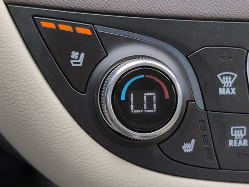 Used 2024 Chevrolet Malibu LT FWD image 22