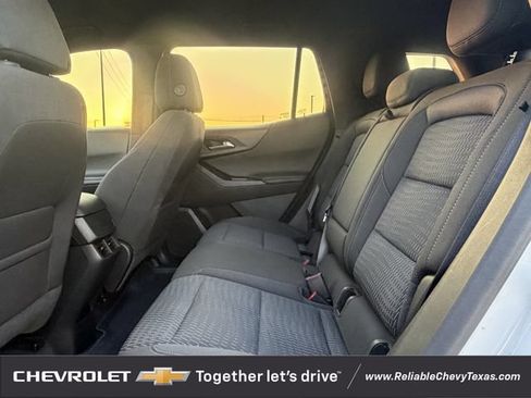 Used 2025 Chevrolet Equinox LT FWD image 29