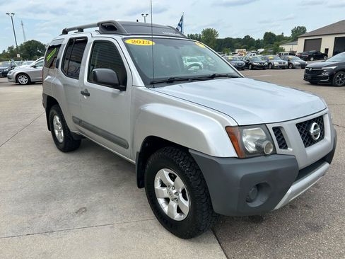 Used 2013 Nissan Xterra S AWD/4WD image 3