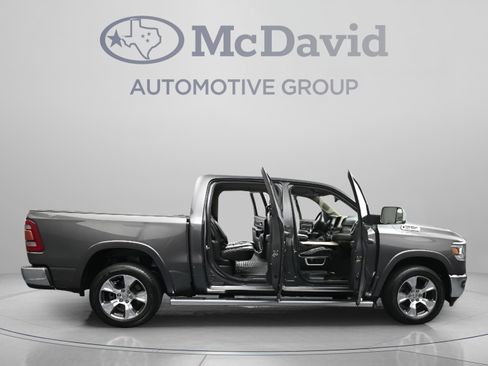 Used 2019 RAM 1500 Laramie AWD/4WD image 40