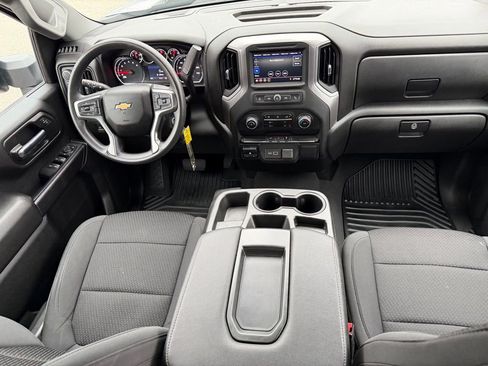 Used 2022 Chevrolet Silverado 2500 Custom w/ Custom Convenience Package image 22