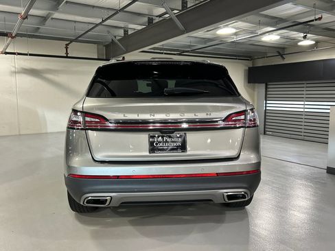 Used 2023 Lincoln Nautilus Reserve AWD/4WD image 7