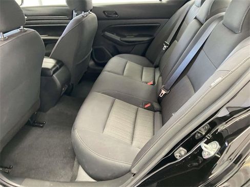 Used 2025 Nissan Altima 2.5 SV image 13