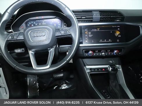 Used 2025 Audi Q3 2.0T Premium AWD/4WD image 15