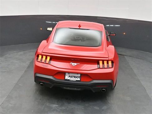 Used 2024 Ford Mustang Premium image 31