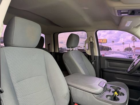 Used 2017 RAM 2500 Tradesman w/ Chrome Appearance Group image 35