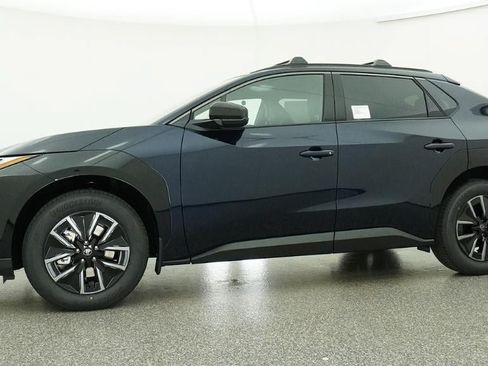 New 2026 Toyota bZ FWD image 18