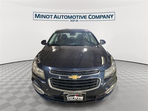 Used 2015 Chevrolet Cruze LT image 3
