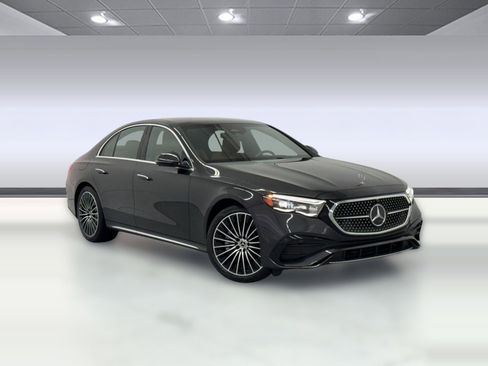 Certified 2024 Mercedes-Benz E 450 4MATIC Sedan image 6