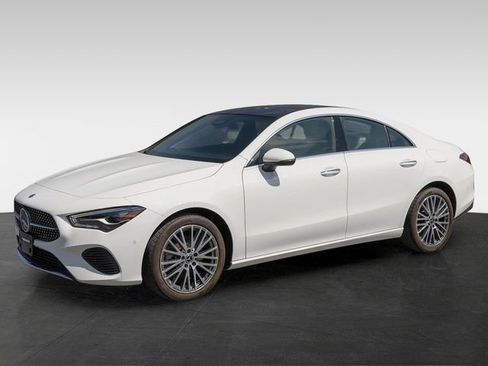 Certified 2024 Mercedes-Benz CLA 250 4MATIC image 4