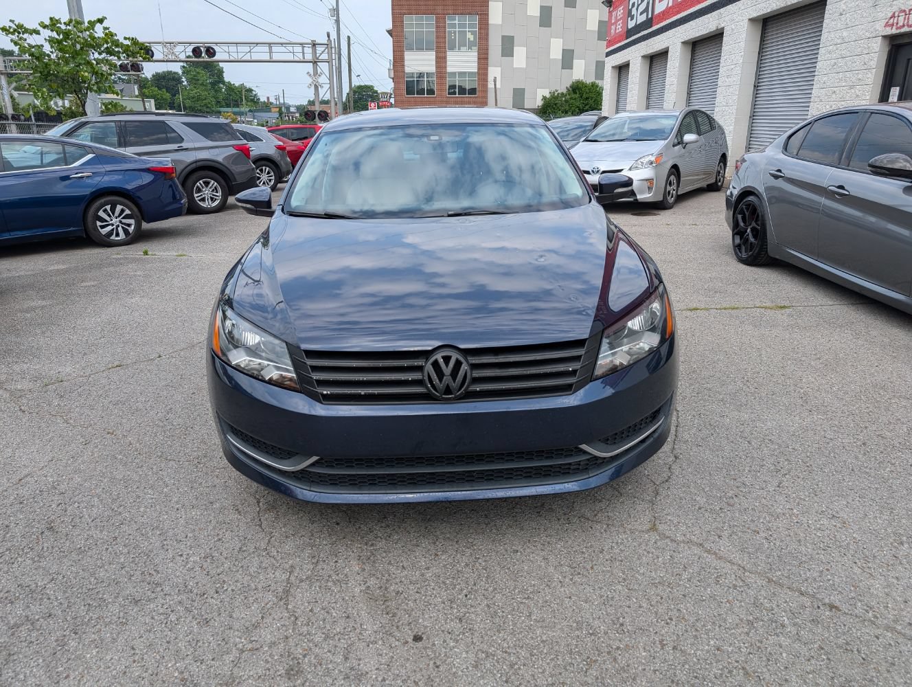 Used 2014 Volkswagen Passat 2.5 S FWD image 3