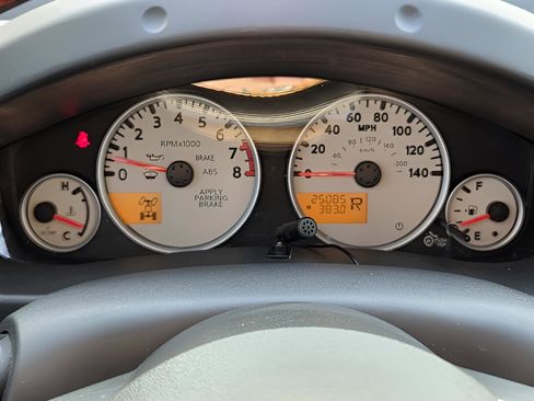 Used 2021 Nissan Frontier PRO-4X w/ Pro-4x Utility Package image 21