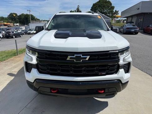 Used 2023 Chevrolet Silverado 1500 LT Trail Boss w/ Convenience Package II AWD/4WD image 3