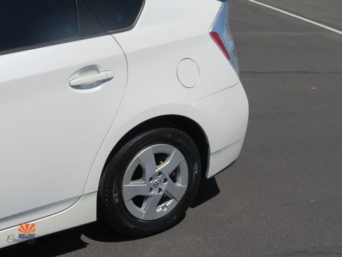 Used 2011 Toyota Prius Three w/ Solar Roof Pkg FWD image 15