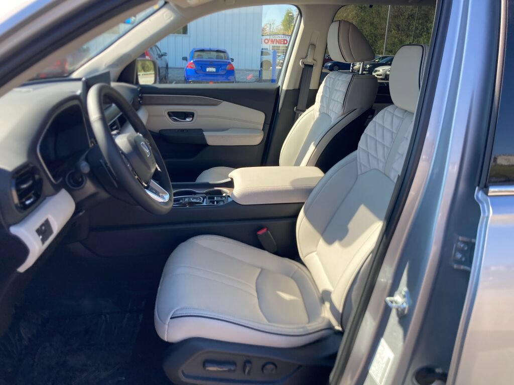 New 2026 Honda Pilot Elite image 5