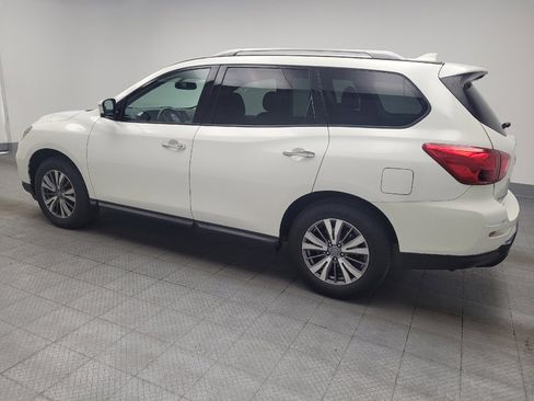 Used 2019 Nissan Pathfinder SL AWD/4WD image 3