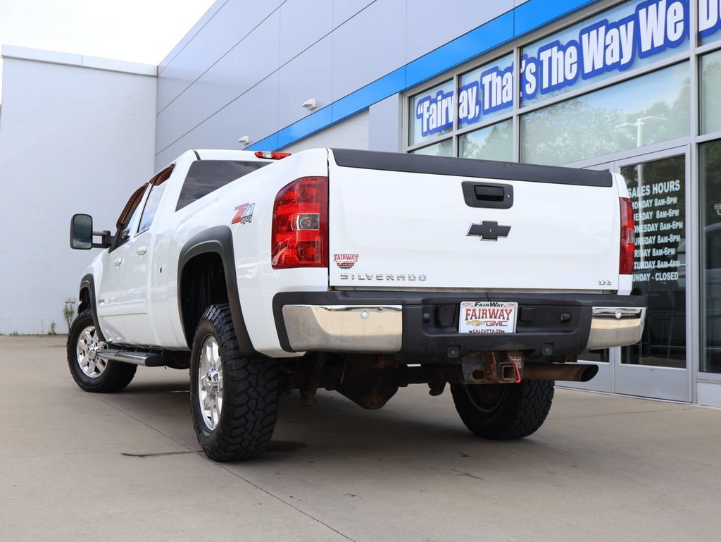 Certified 2014 Chevrolet Silverado 2500 LTZ w/ LTZ Plus Package AWD/4WD image 37