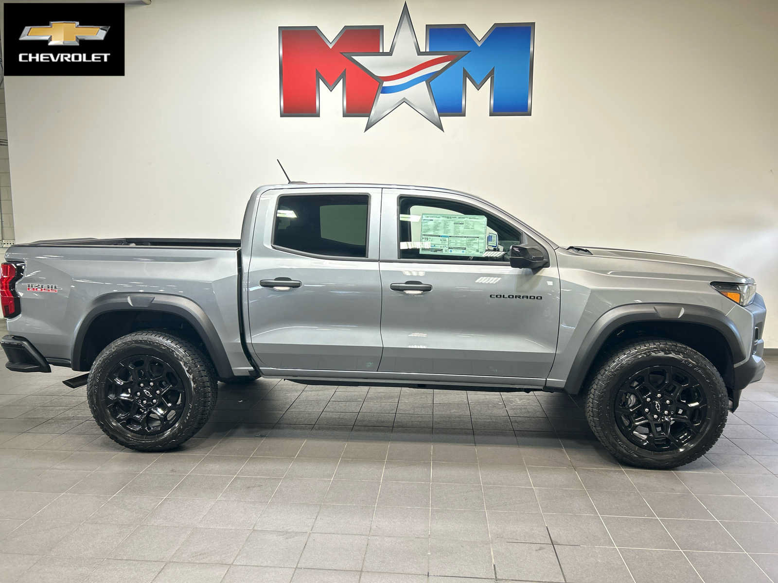 New 2026 Chevrolet Colorado Trail Boss AWD/4WD image 1
