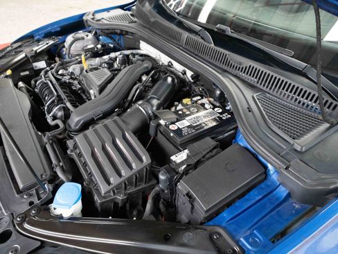 Used 2022 Volkswagen Jetta SE image 32