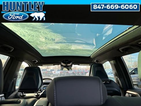 Used 2025 BMW X3 xDrive30 AWD/4WD image 12