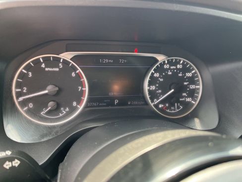 Used 2023 Nissan Rogue SV image 7