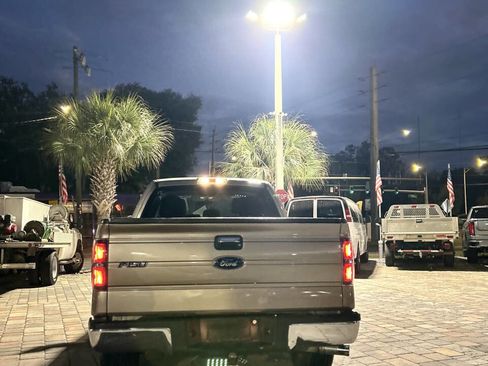 Used 2013 Ford F150 XLT w/ XLT Chrome Pkg image 7