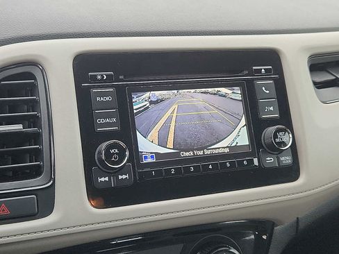 Certified 2017 Honda HR-V LX image 17