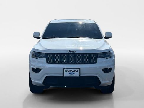 Used 2022 Jeep Grand Cherokee Laredo X AWD/4WD image 10