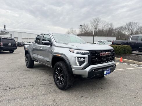 Used 2025 GMC Canyon Elevation w/ Convenience Package image 8