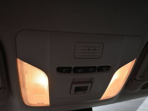 Used 2022 Toyota Corolla LE FWD image 14