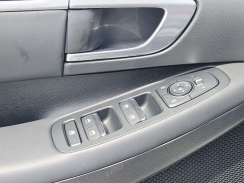 Used 2023 Hyundai Sonata SEL FWD image 32