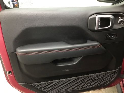 Used 2022 Jeep Wrangler Unlimited Rubicon w/ Steel Bumper Group AWD/4WD image 8