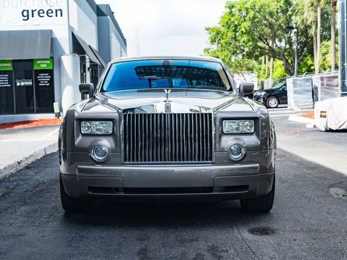 Used 2004 Rolls-Royce Phantom Sedan RWD image 42