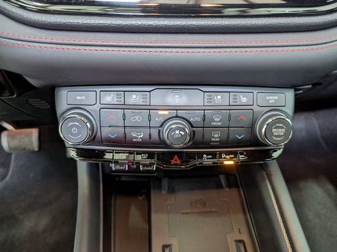 Used 2023 Dodge Durango R/T AWD/4WD image 25
