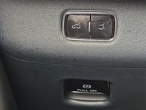 Used 2025 Lincoln Navigator L Reserve AWD/4WD image 19