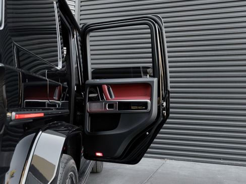 Used 2023 Mercedes-Benz G 63 AMG 4MATIC image 33