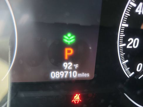 Used 2019 Honda Accord Touring image 31