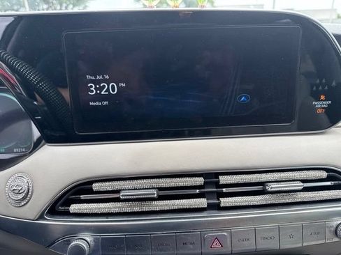 Used 2022 Hyundai Palisade Limited FWD image 4