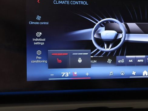 Used 2024 BMW i5 M60 w/ Premium Package image 9