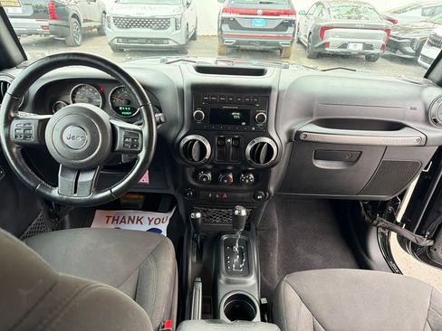 Used 2018 Jeep Wrangler Sport image 17