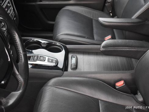 Used 2016 Honda Pilot Touring image 29