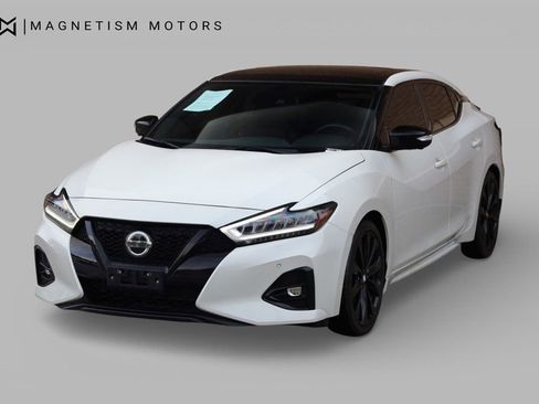 Used 2021 Nissan Maxima SR w/ Sport Mat Group image 6