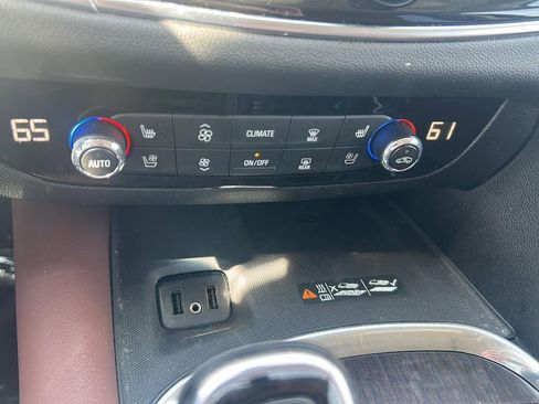 Used 2018 Buick Enclave Avenir w/ Trailering Package AWD/4WD image 26