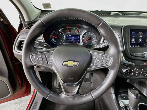 Used 2020 Chevrolet Equinox LT AWD/4WD image 13