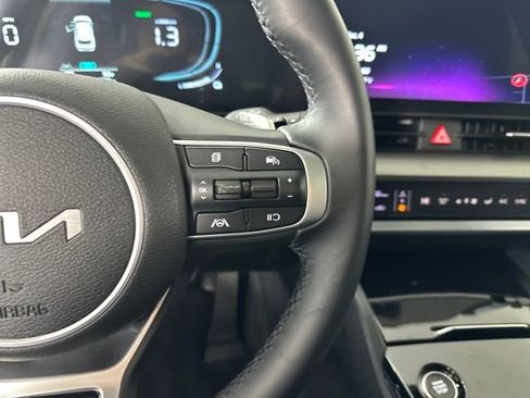 Used 2024 Kia Sportage EX w/ EX Premium Package image 16