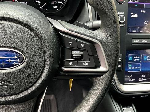 Used 2022 Subaru Legacy image 19
